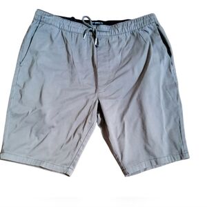 Modern American Men's Lockdown Pull On Chino Khaki Shorts Size XL Grey New